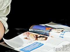 Domina fickt Sklavin